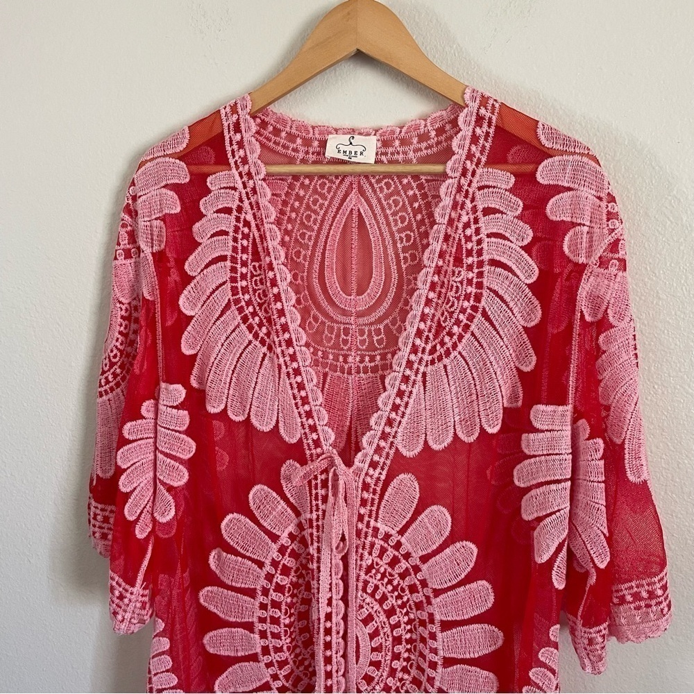 Ember Swimwear Cover-Up Embroidered Floral Kimono Duster Red Pink Size Medium - Picture 2 of 10